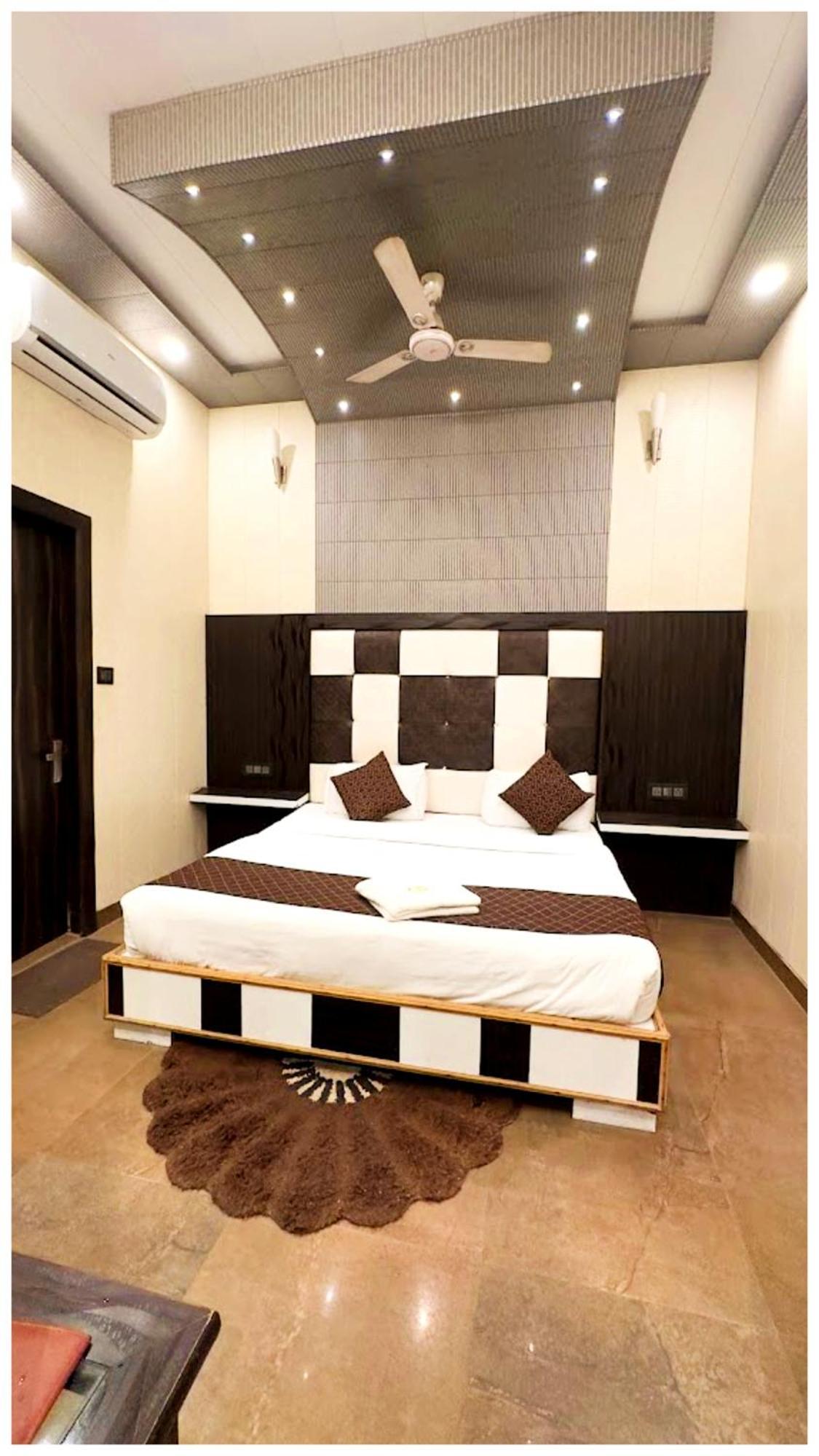 Grg Pardesi Hotel Haridwār المظهر الخارجي الصورة