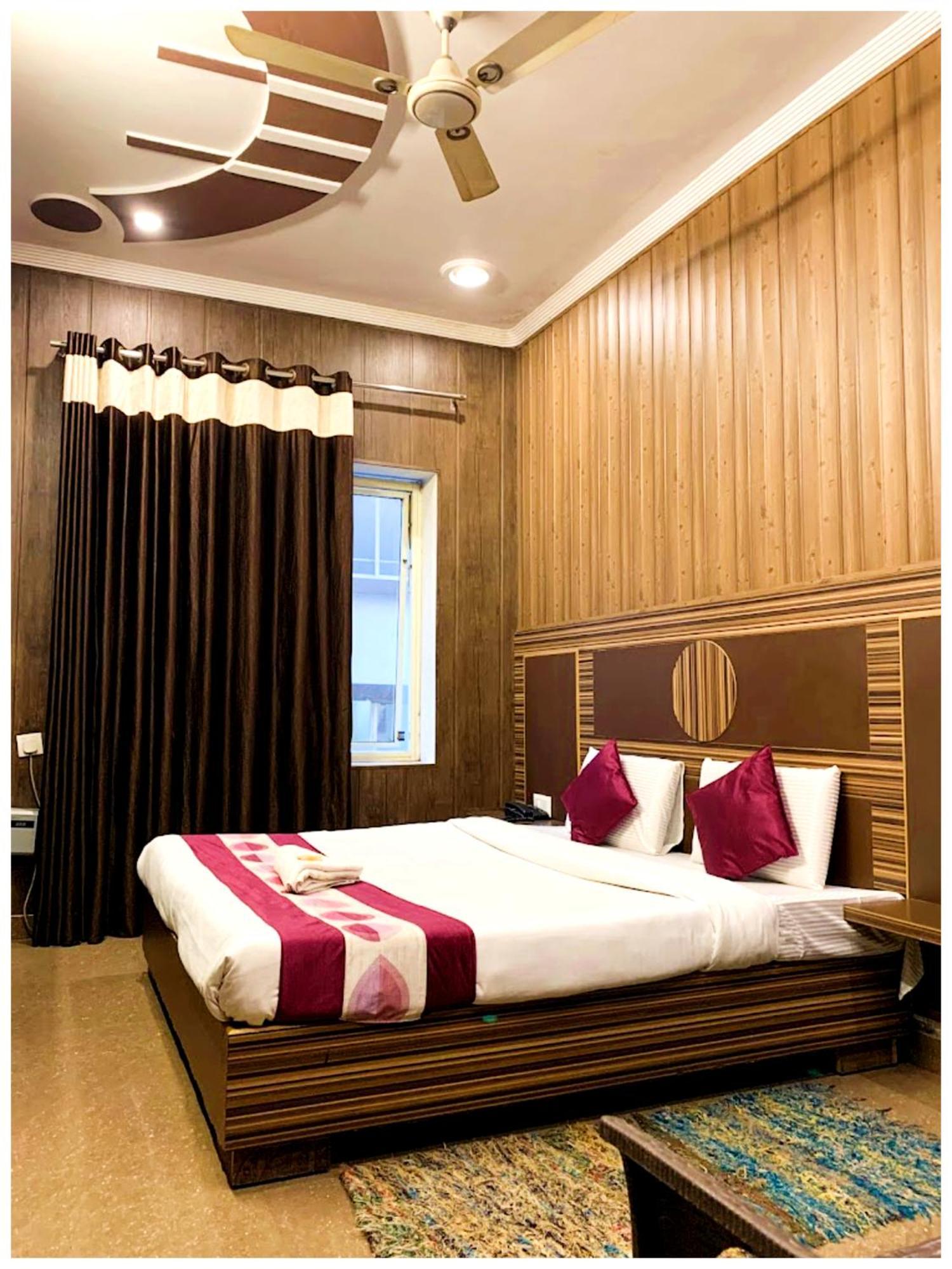 Grg Pardesi Hotel Haridwār المظهر الخارجي الصورة
