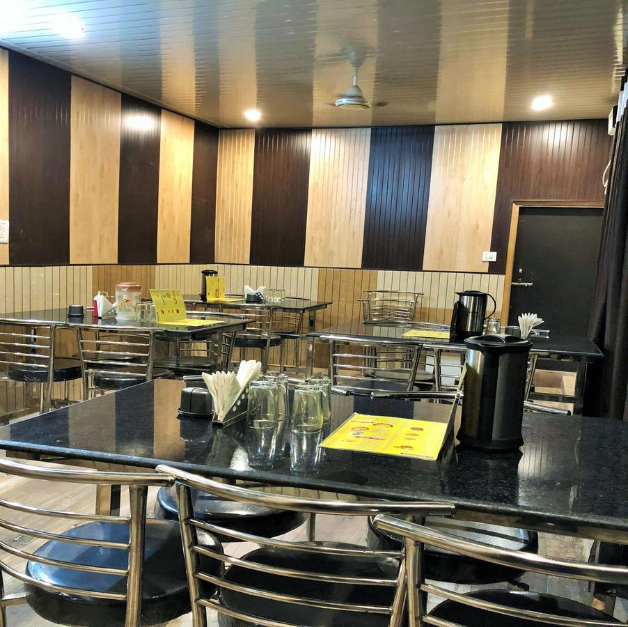 Grg Pardesi Hotel Haridwār المظهر الخارجي الصورة