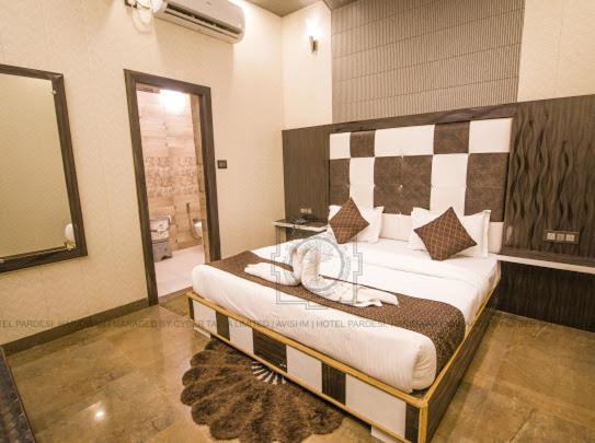 Grg Pardesi Hotel Haridwār المظهر الخارجي الصورة